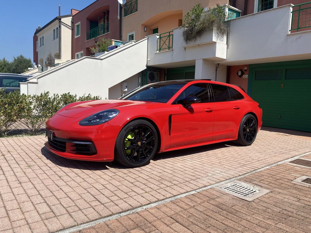 PORSCHE Panamera Turismo 4S
