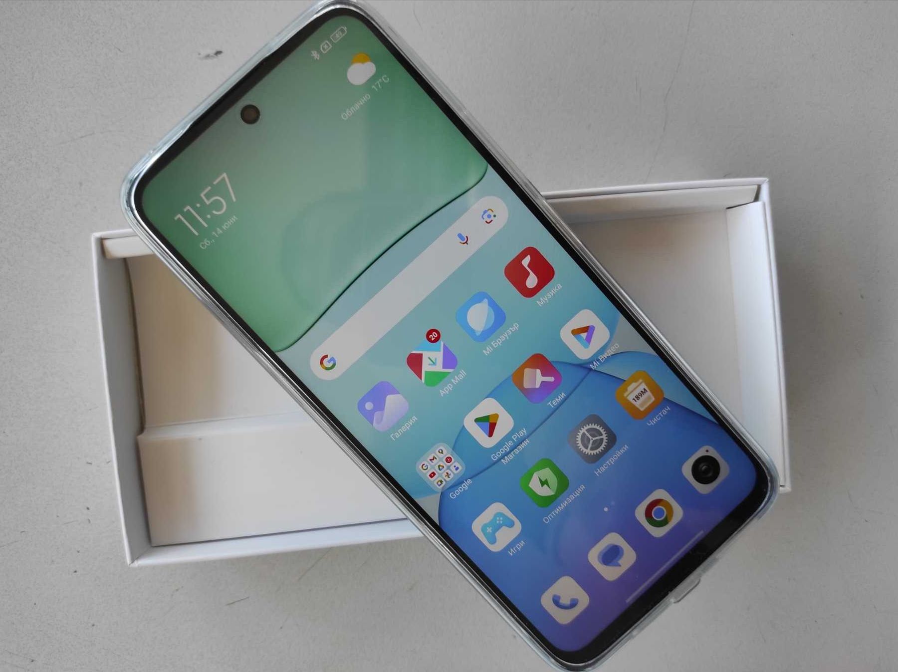 Мобилен телефон Redmi 13 с 3г. гаранция