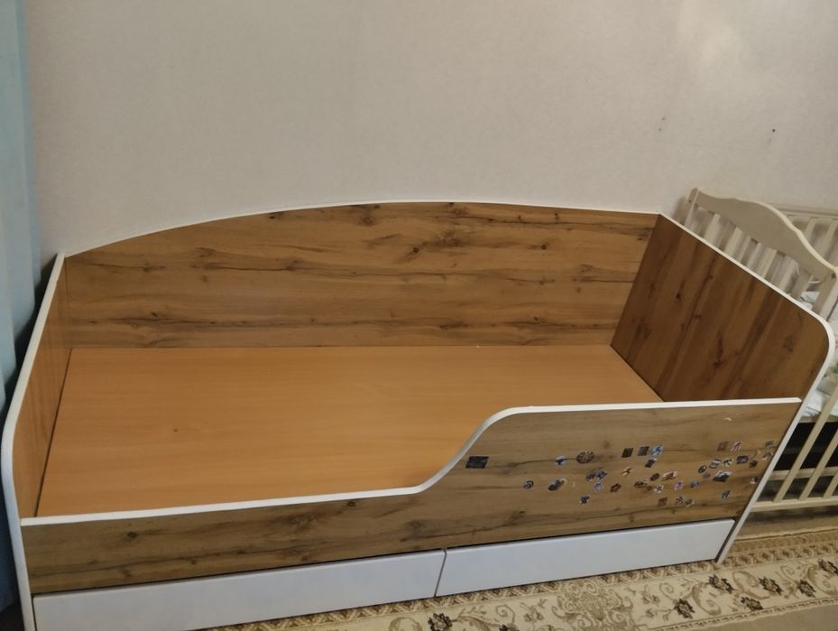 Продам кровать 190х80