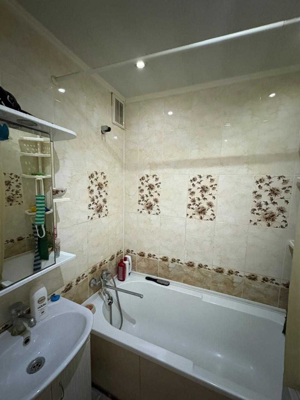 ПРОДАМ 2 к.кв. р-н университет Жубановой