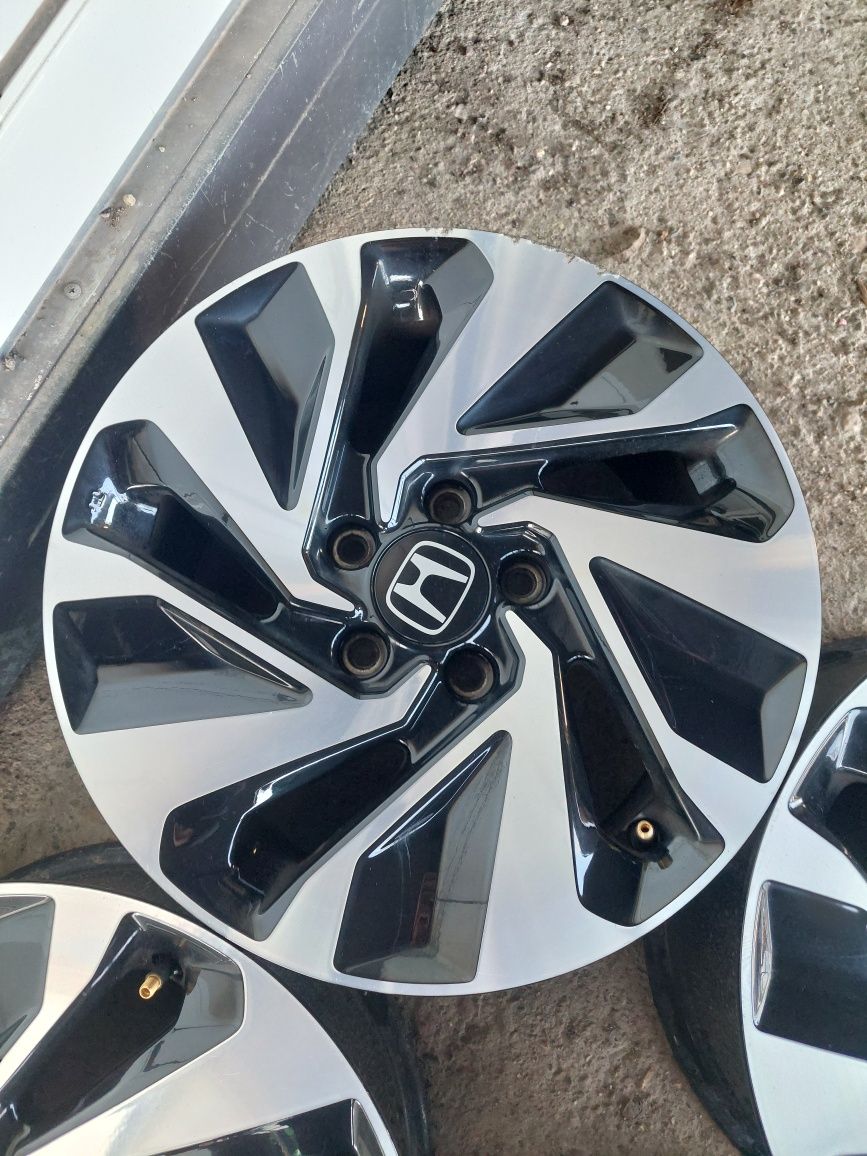 4 броя оригинални алуминиеви джанти 16 цола за honda/Хонда
