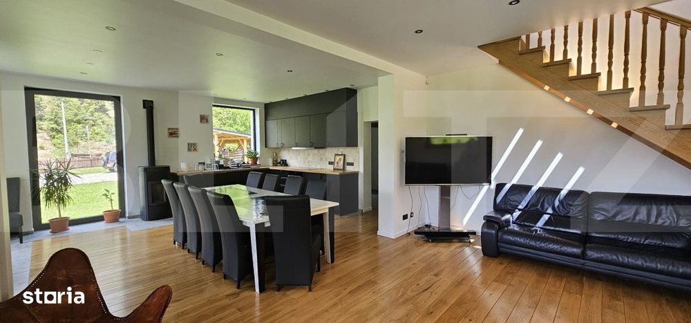 Proprietate de vanzare, cu 5 camere, 202 mp, statiunea de schi, SkiGyi