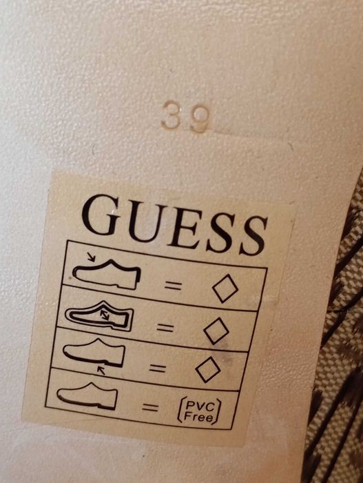 Pantofi de dama Guess 39