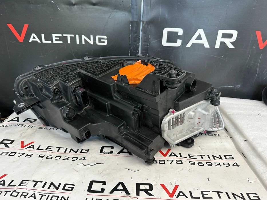 Фар фарове ляв LED VW Caddy 4 far farove ФВ Кади 4