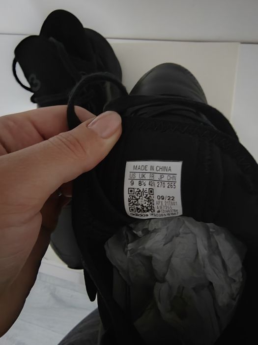 Adidași Y3 negri, mărime 42,5