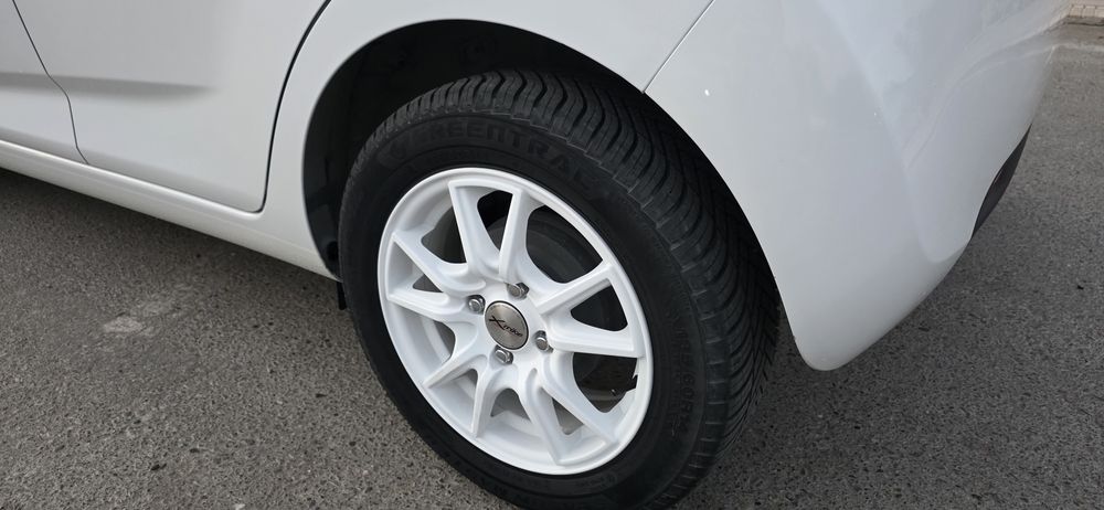 Chevrolet  Spark