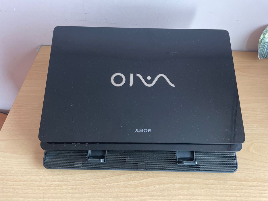 SONY VAIO 3D VPCF21Z1E лаптоп i7