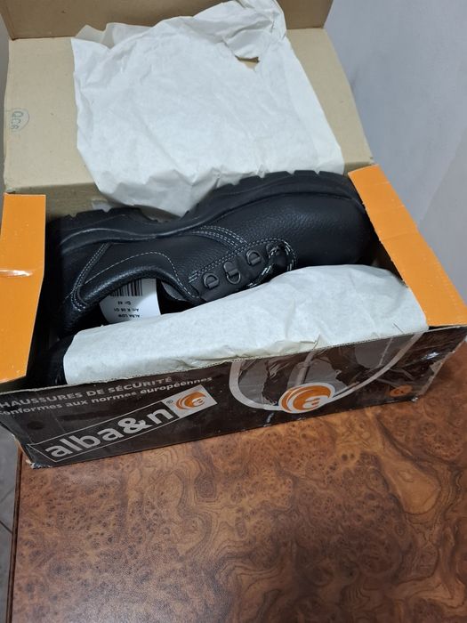 Нови защитни обувки ALBA No: 43