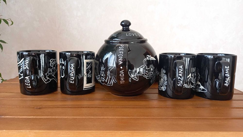 Авторски порцеланов сервиз за чай/кафе с митични еротични мотиви