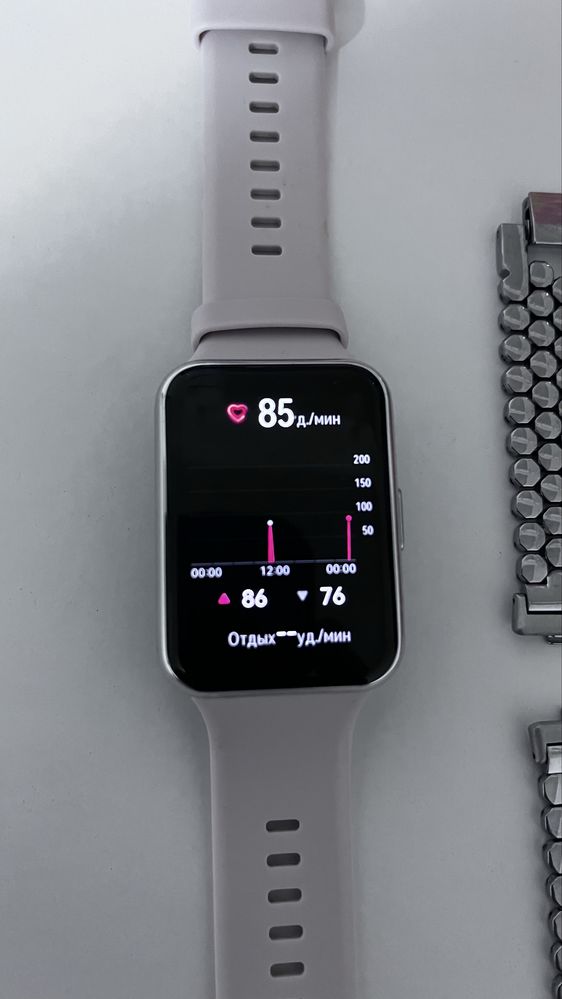 Продам срочно huawei WATCH fit 2