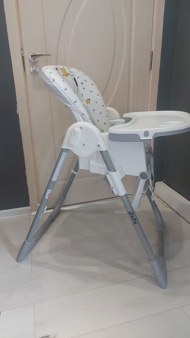 Детско столче за хранене на lorelli