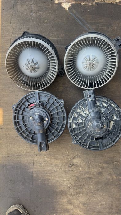 Моторчик печки Lexus RX 300 Toyota highlander