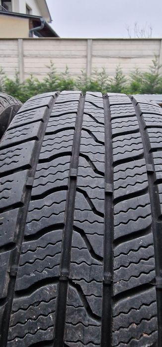 Vand cauciucuri de iarna 215 55 R16