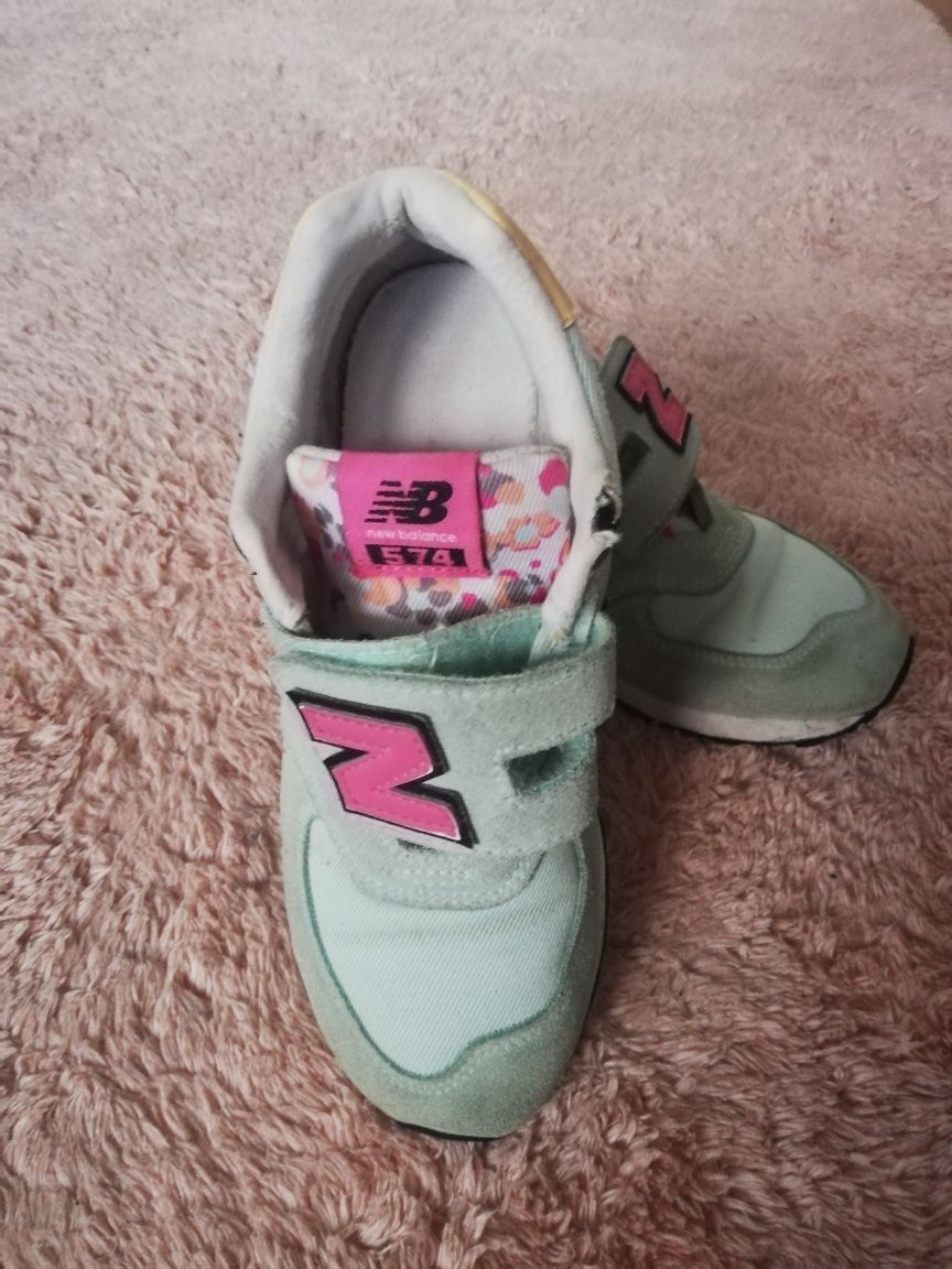 New Balance маркови маратонки