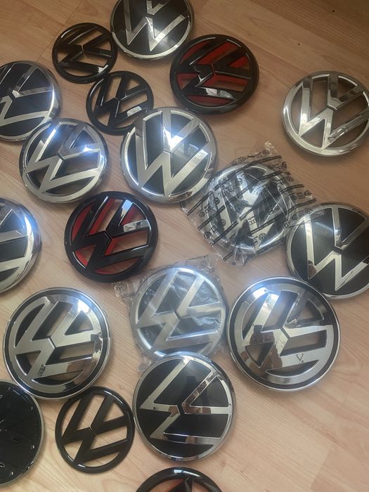Emblema Sigla Volkswagen Tiguan,Passat,Caddy,Polo,T-Roc,T-Cros,Golf