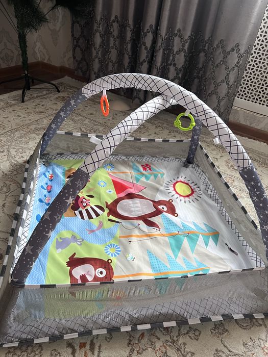 Детский коврик с бортиком,без игрушек.