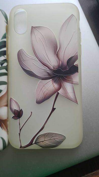 Калъфи за iphone 10