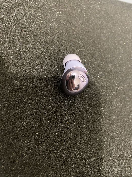 Galaxy buds pro правый фиол левый черный ЦЕНА ЗА ОДИН