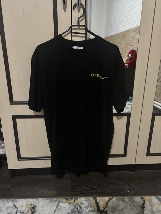 Un teicou off foarte bun nou marime L Xl