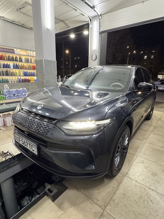 Leapmotor C11 Gibrid 2024 yil