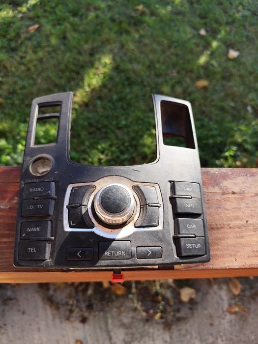 Ауди А8 Д3 части