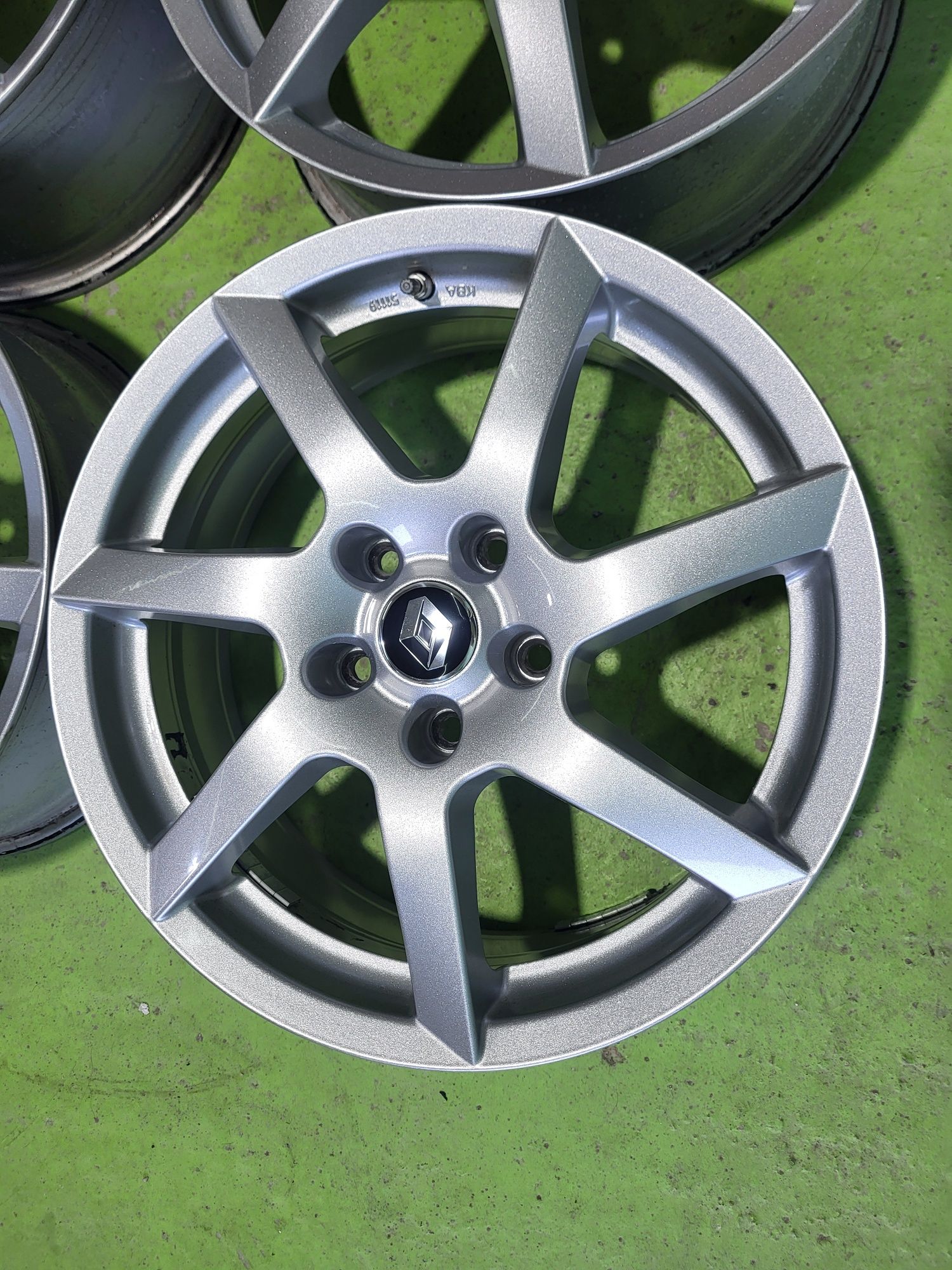 17 5x114.3 Renault лети джанти 5х114.3 рено