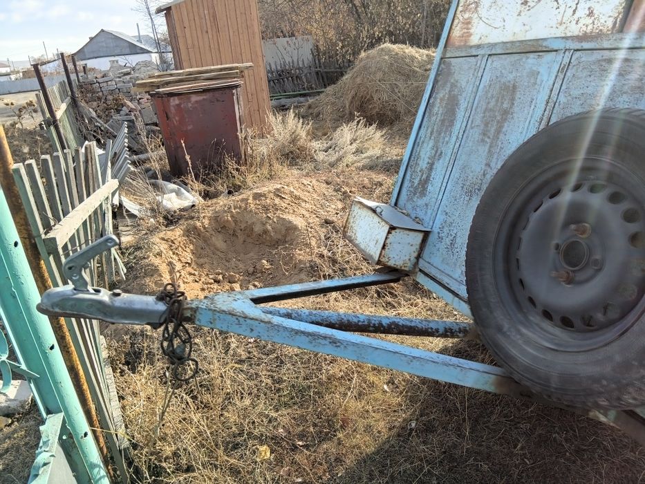 Прицеп коневозка