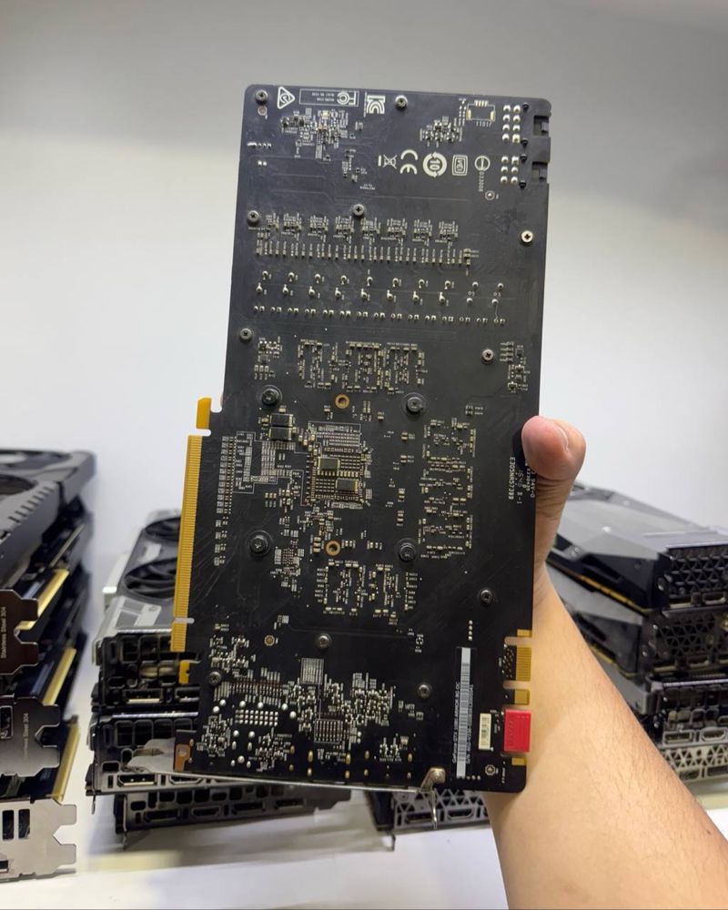 Msi Armor GTX 1080 8Gb Sastyanasi zo’r 2ta bor