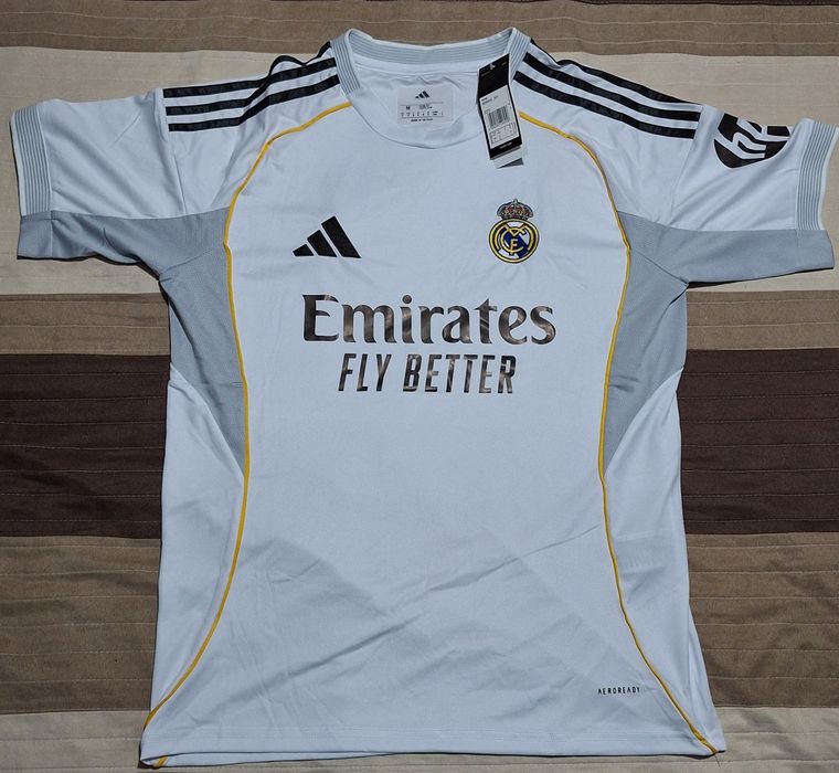 Tricou Real Madrid mărimea M – Nou, sigilat
