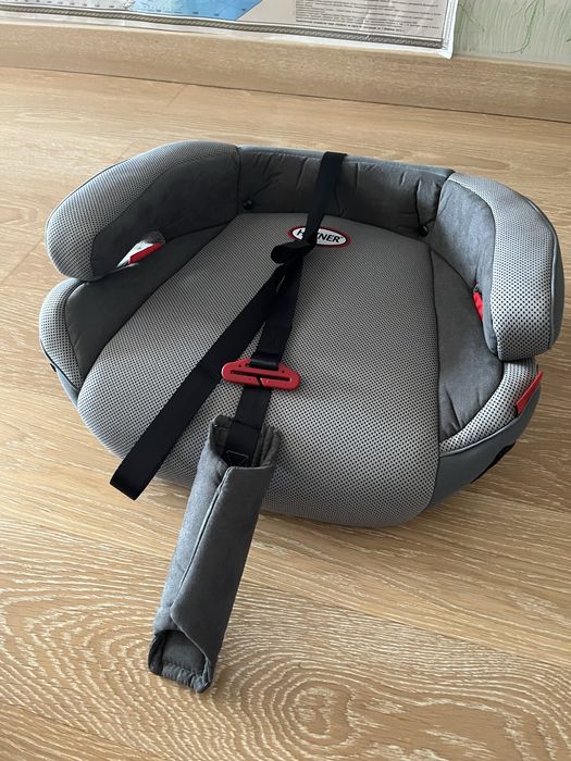 Автокресло/бустер в автомобиль