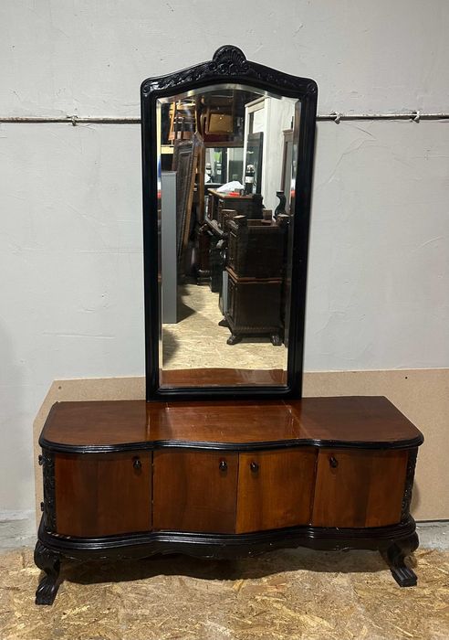 Toaleta Vintage cu oglinda Stil Florentin; Comoda cu ornamente