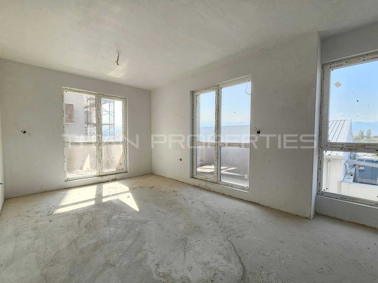 Продава се Двустаен апартамент в Пловдив, Остромила - 69 кв.м за 1286 €/кв.м - Снимка #1