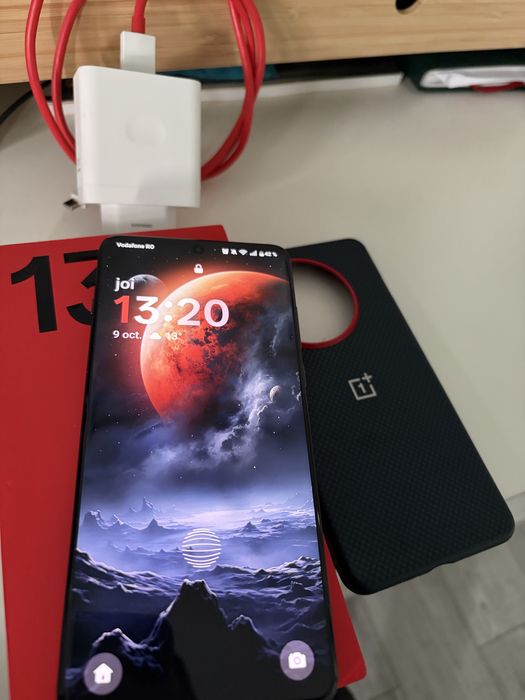 Telefon OnePlus 13, 12GB RAM, 256GB, 5G, Black