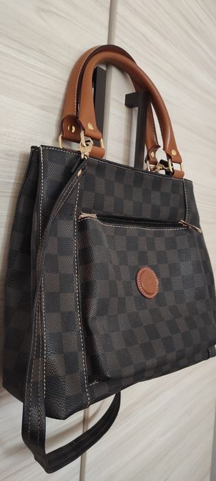 Дамска чанта чанта