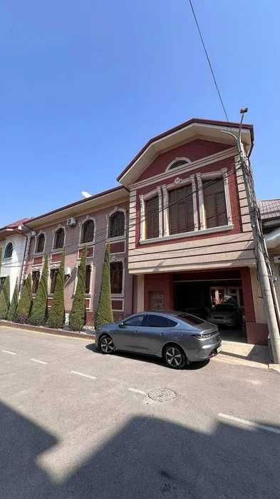 Луначарский Мирзо Улугбек Дом 6сот 500 м2 ул. Темур Малик Уй сотилади