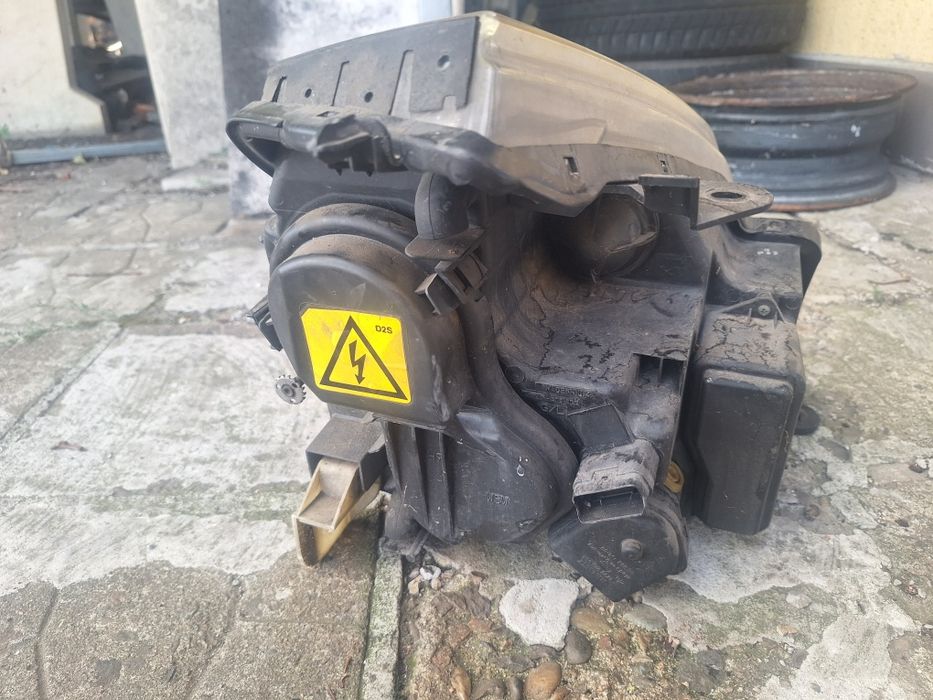 Ляв Фар Xenon За Renault Vel Satis 2001-2009 Година Рено Вел Сатис