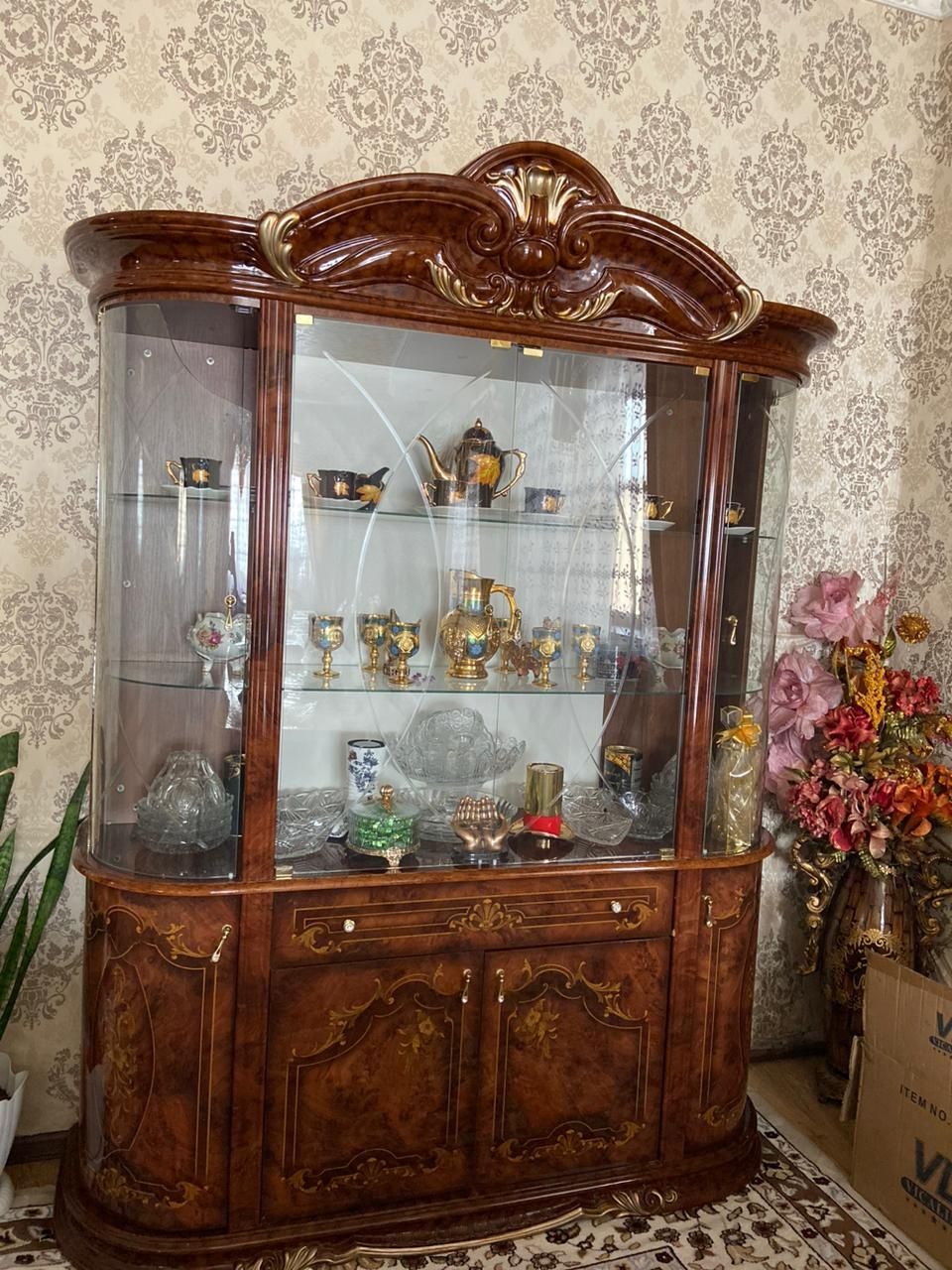 Камод  комплект с зеркалом