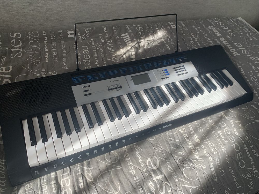 Синтезатор CASIO CTK 1550