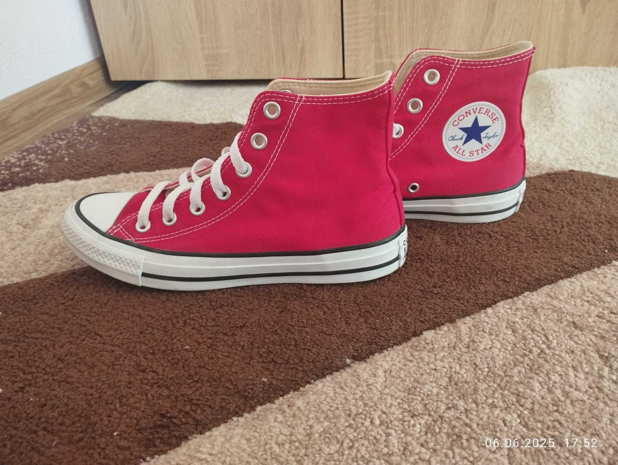 Червени кецове Converse Chuck Taylor All Star, номер:37.5