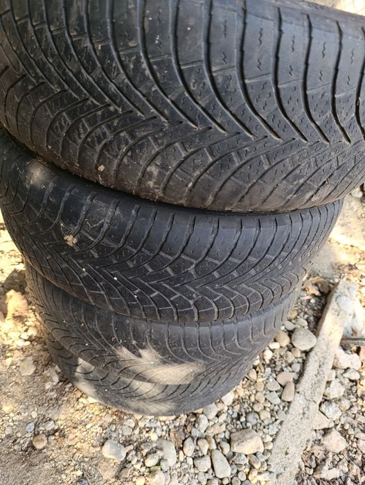 Jante Renault Clio Dacia Logan Sandero R15 4x100 anvelope All Season