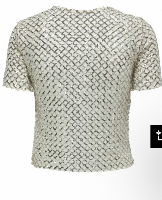 Лъскава тениска stradivarius