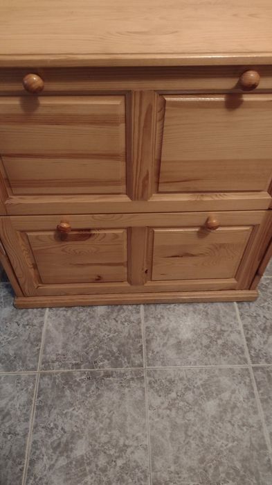 Шкаф за обувки и Закачалка