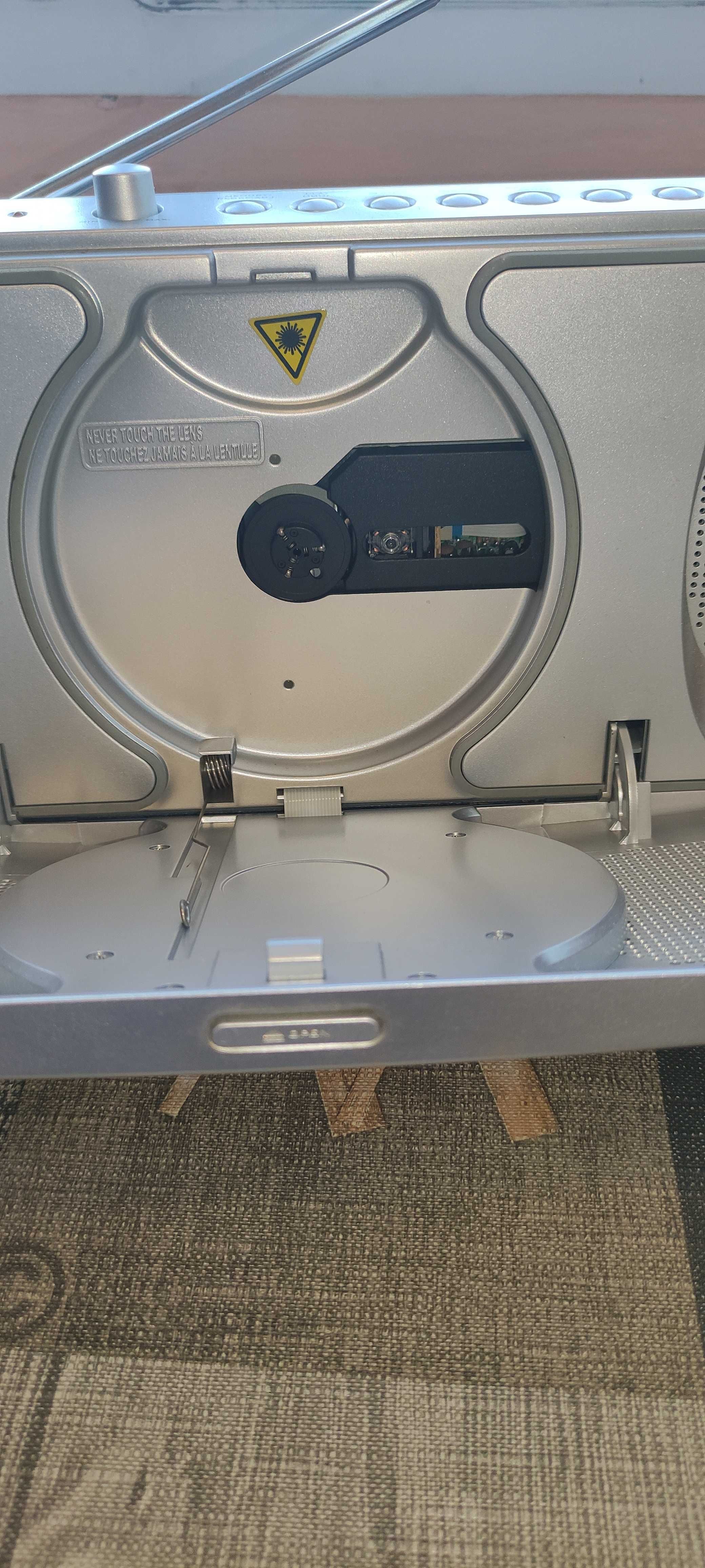 CD player с радио TCM 228045