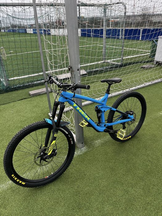 Trek slash 9.8 carbon