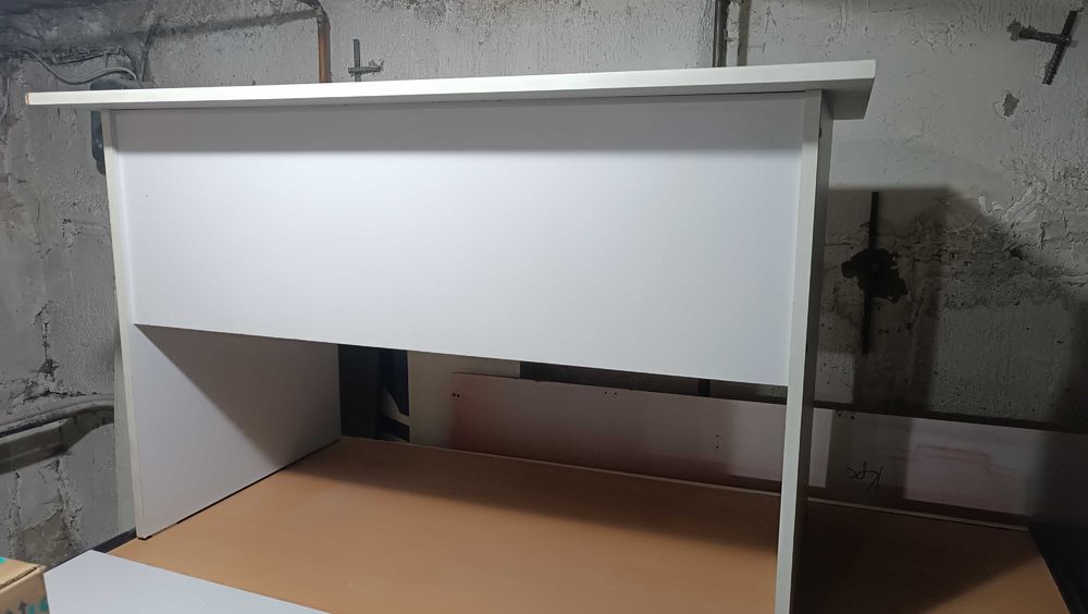 Рабочий стол офисный