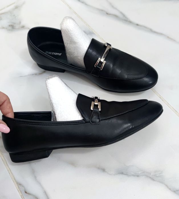 Pantofi damă, câteva purtări, nr. 39