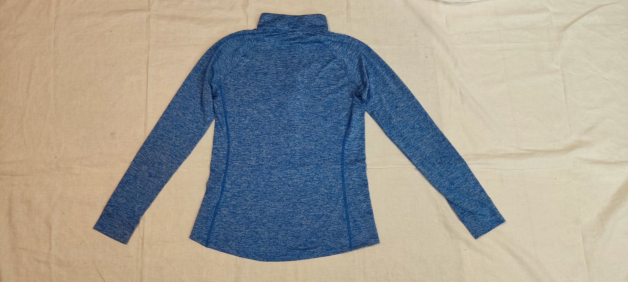 Bluza Under Armour mărime M dama fitness sala sport alergare compresie