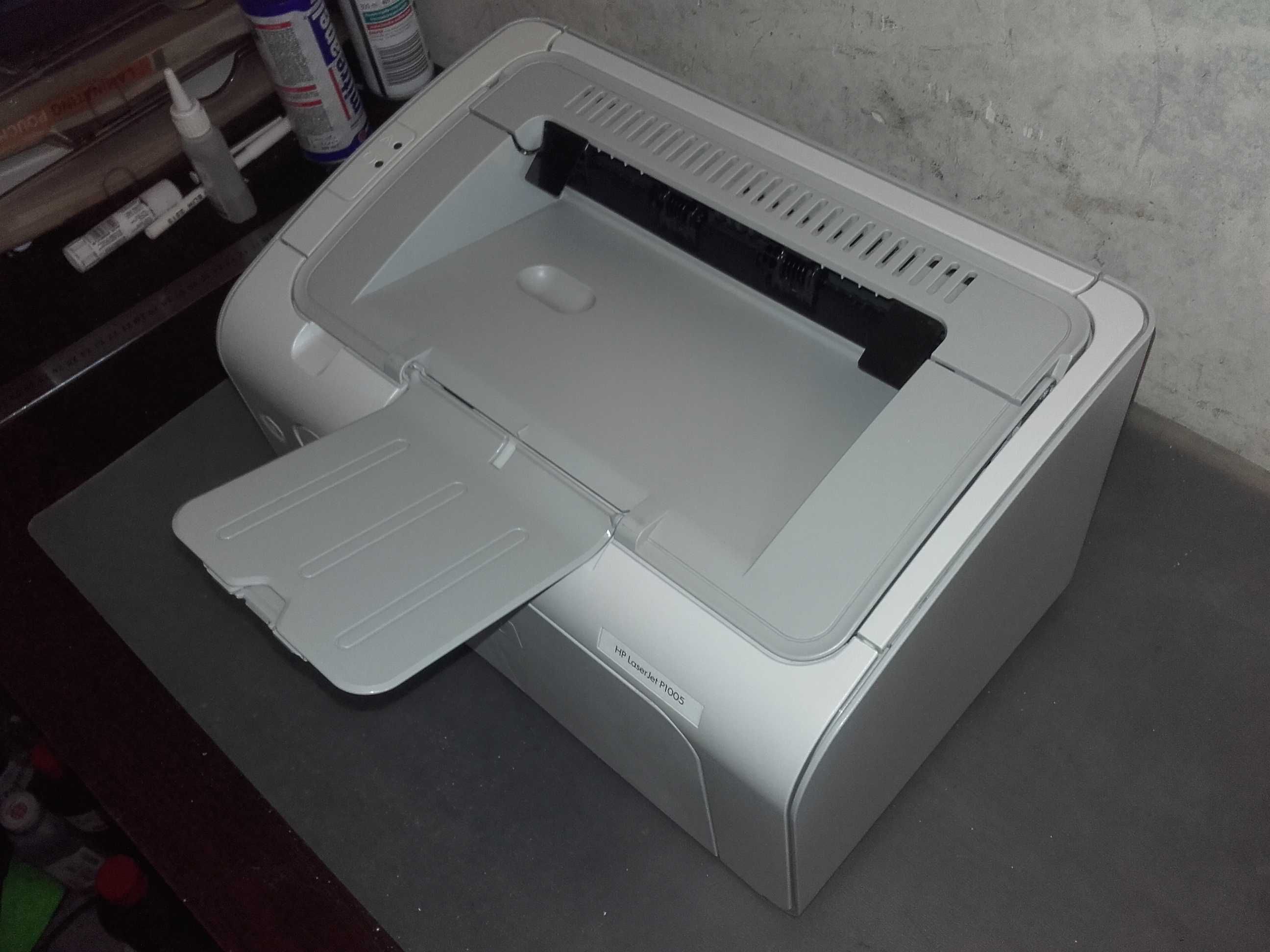 Като нов!!! Лазерен принтер HP LaserJet P1005