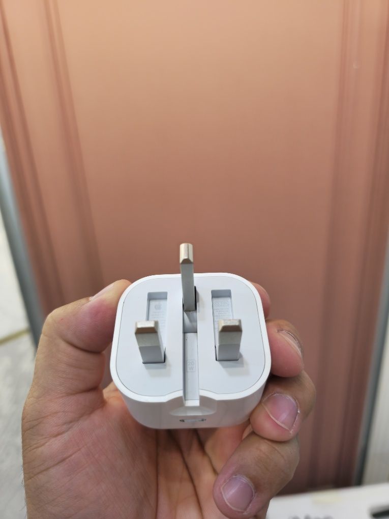 iPhone zaryadnik yaxshisi