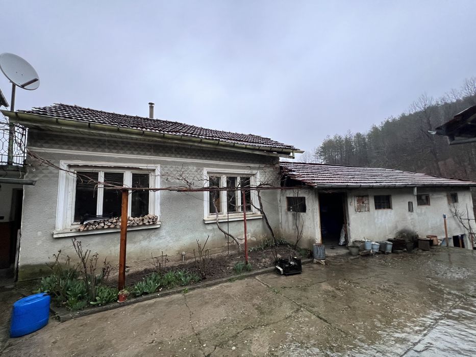 Продава се Къща в с. Калейца, Област Ловеч - 84 кв.м за 820 €/кв.м - Снимка #3